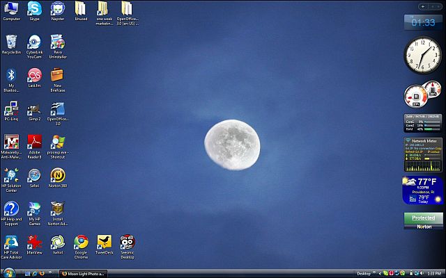 Stretch Moon Light Wallpaper